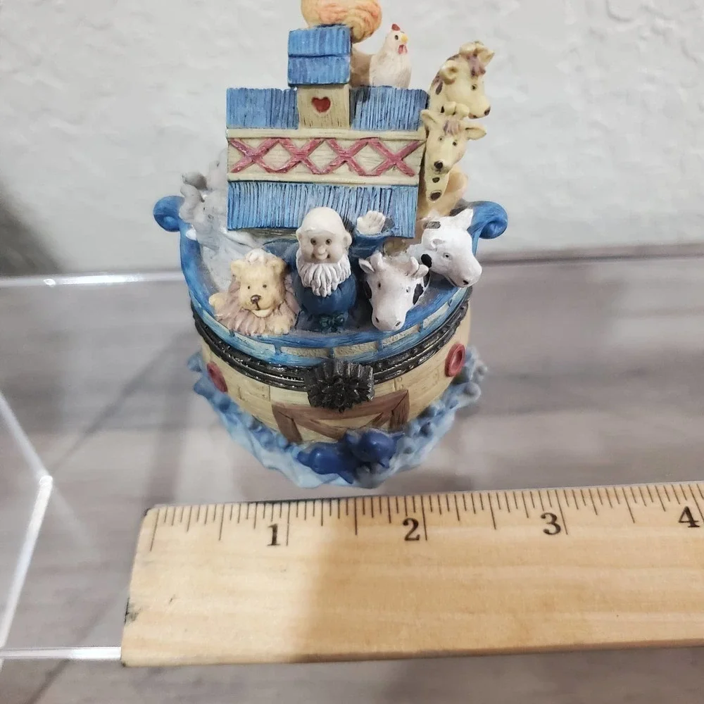 Vintage Noah's Ark Jewelry Trinket Box 3.5